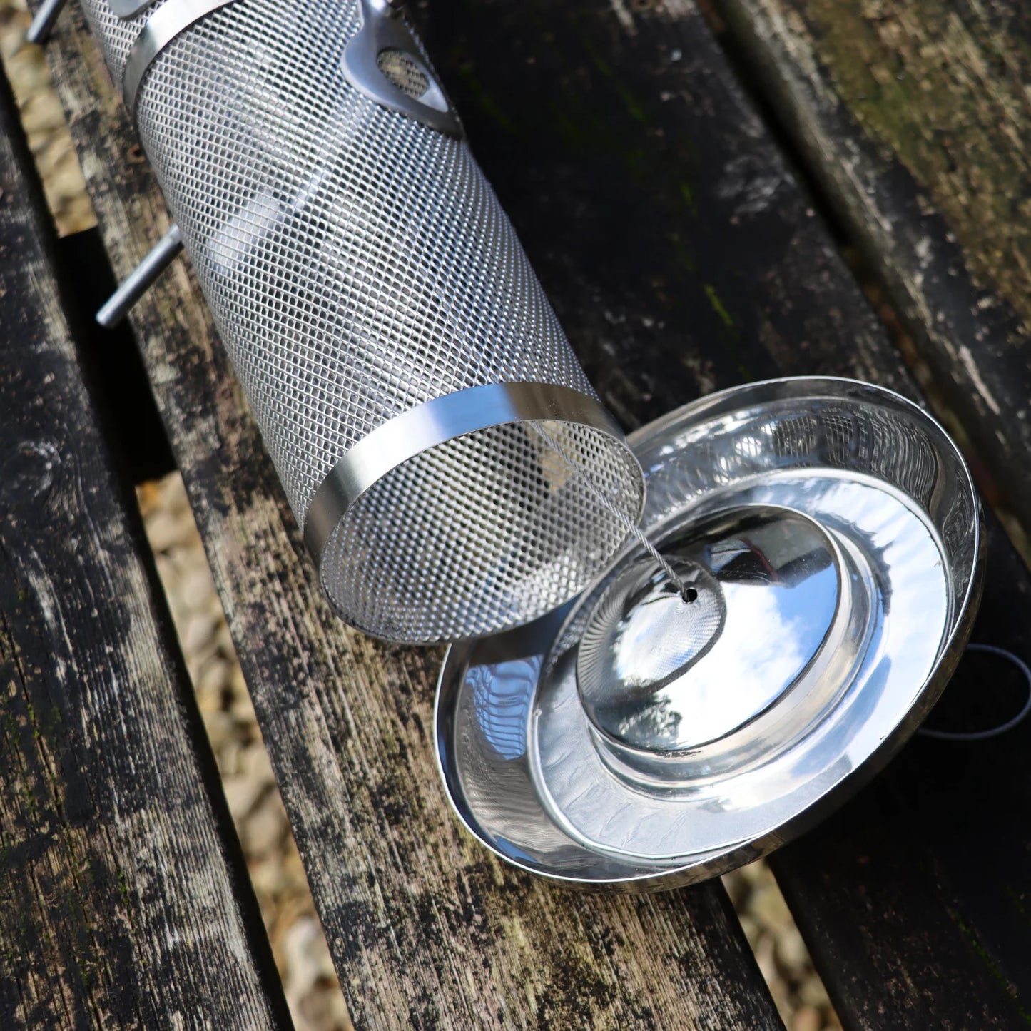 Image to show lid attached to stainless steel bird feeder.